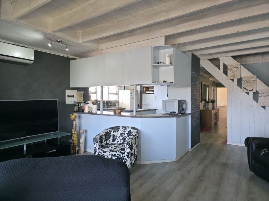 4 Bedroom Property for Sale in Aston Bay Eastern Cape